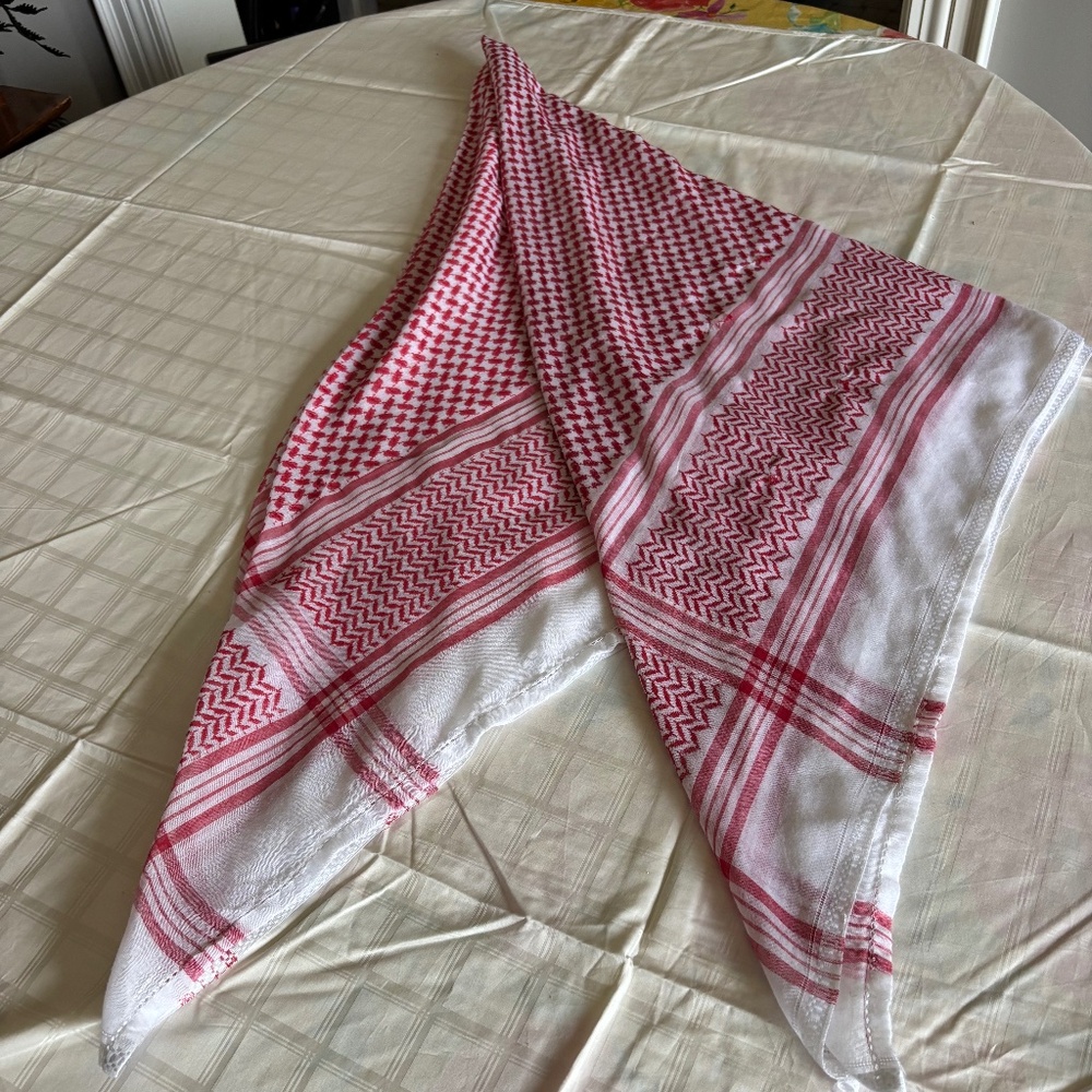 Keffiyeh scarf